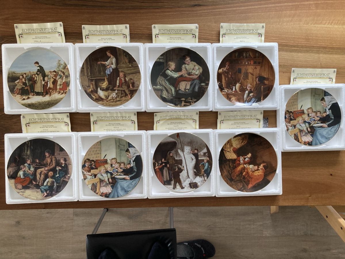 Ancore: 9 x Albert Anker Sammelteller NEU – Nuovo e nell'imballaggio originale da Full-Reuenthal venduto da Firu