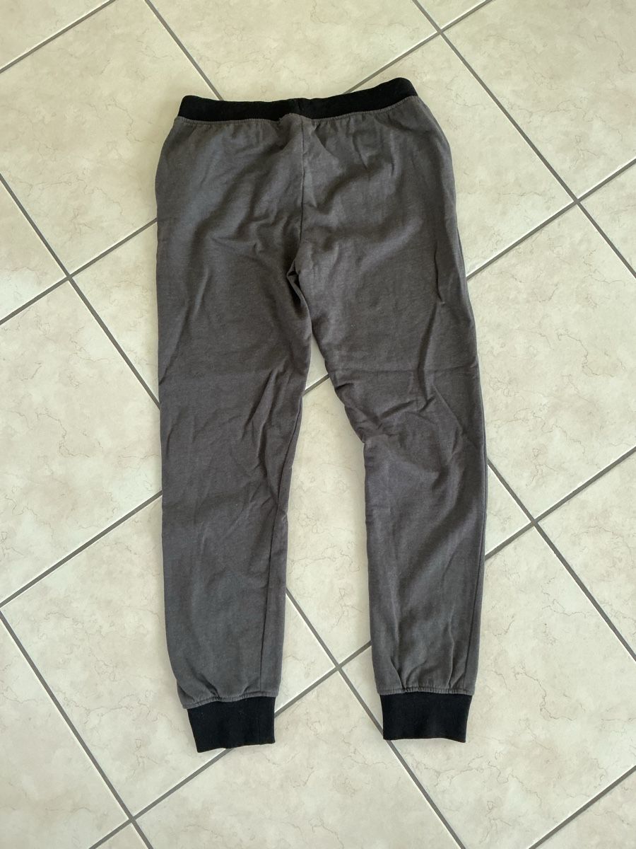 Hosen: Trainerhose Größe 36/38 – Gebraucht aus Zimmerwald von wuff81 1