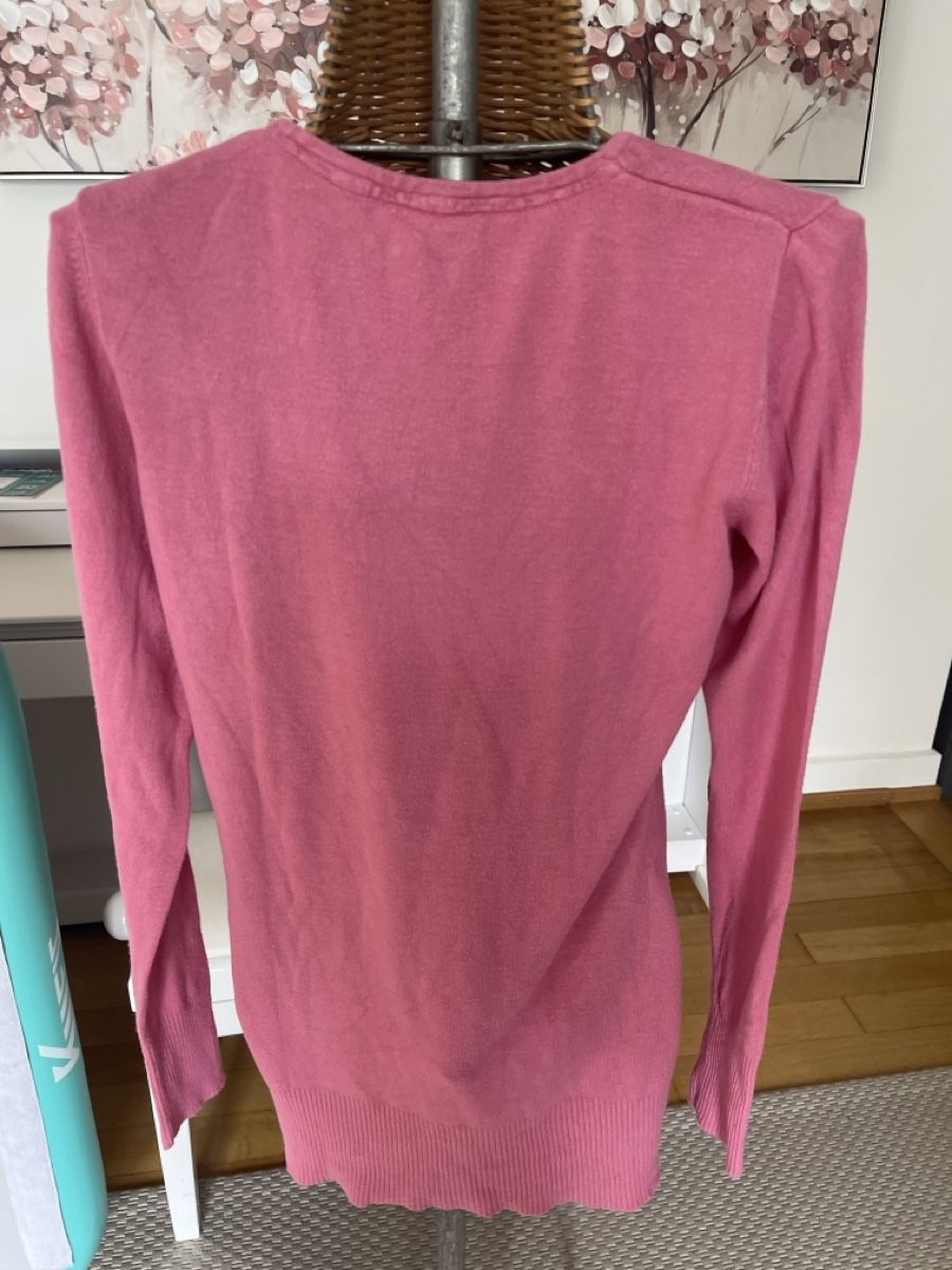 Pullover & Sweatshirts: Pullover V-Ausschnitt Rosa, Casablanca.M – Gebraucht aus Solothurn von Bobesch08 2