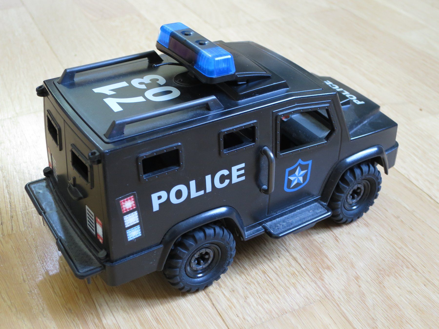 Playmobil Spielzeuge: Playmobil Polizeifahrzeug – Gebraucht aus Zürich von Furgers 1
