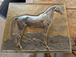 (50) Hänny Bronce Relief Pferd, signiert