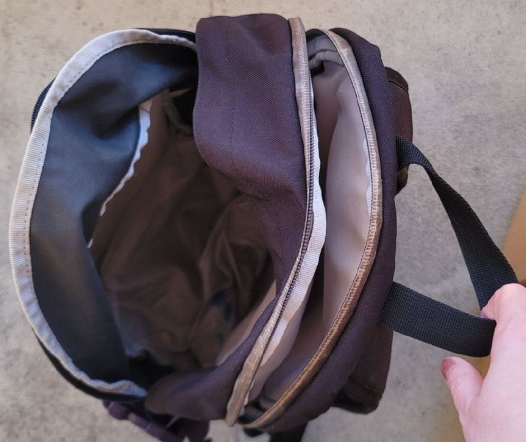 Reebok Rucksäcke: Geräumiger Reebok Rucksack, Lila – Gebraucht aus Zug von matomic85 2