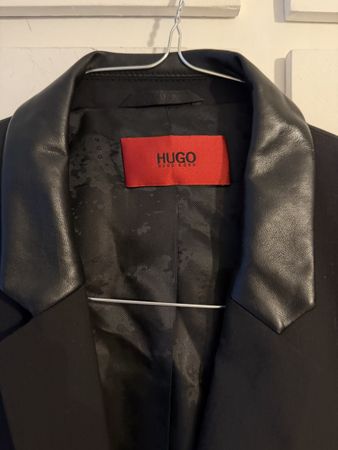 Giacca Hugo Boss Uomo Nera Taglia 48 - Ottime Condizioni