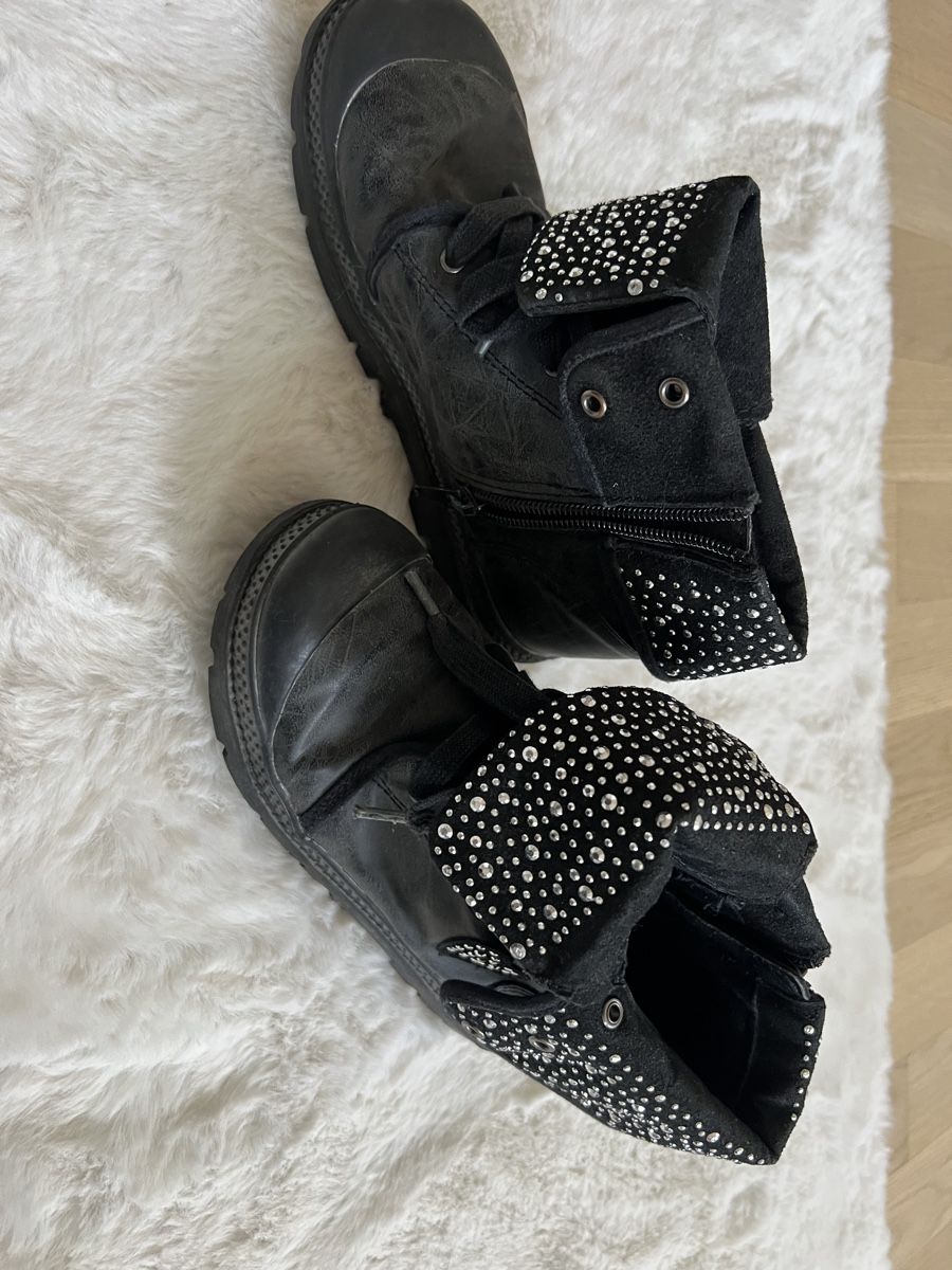 Scarpe per ragazze: Bottine 32 – Usato da Sion venduto da jerermy1911