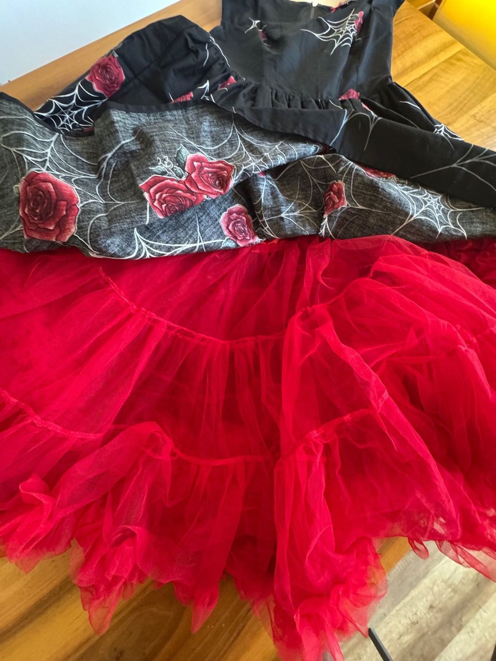 Vestiti: Hell Bunny Rockabilly Gothic Kleid L optional mit Petticoat – Usato da Meiringen venduto da Jackwashere 2