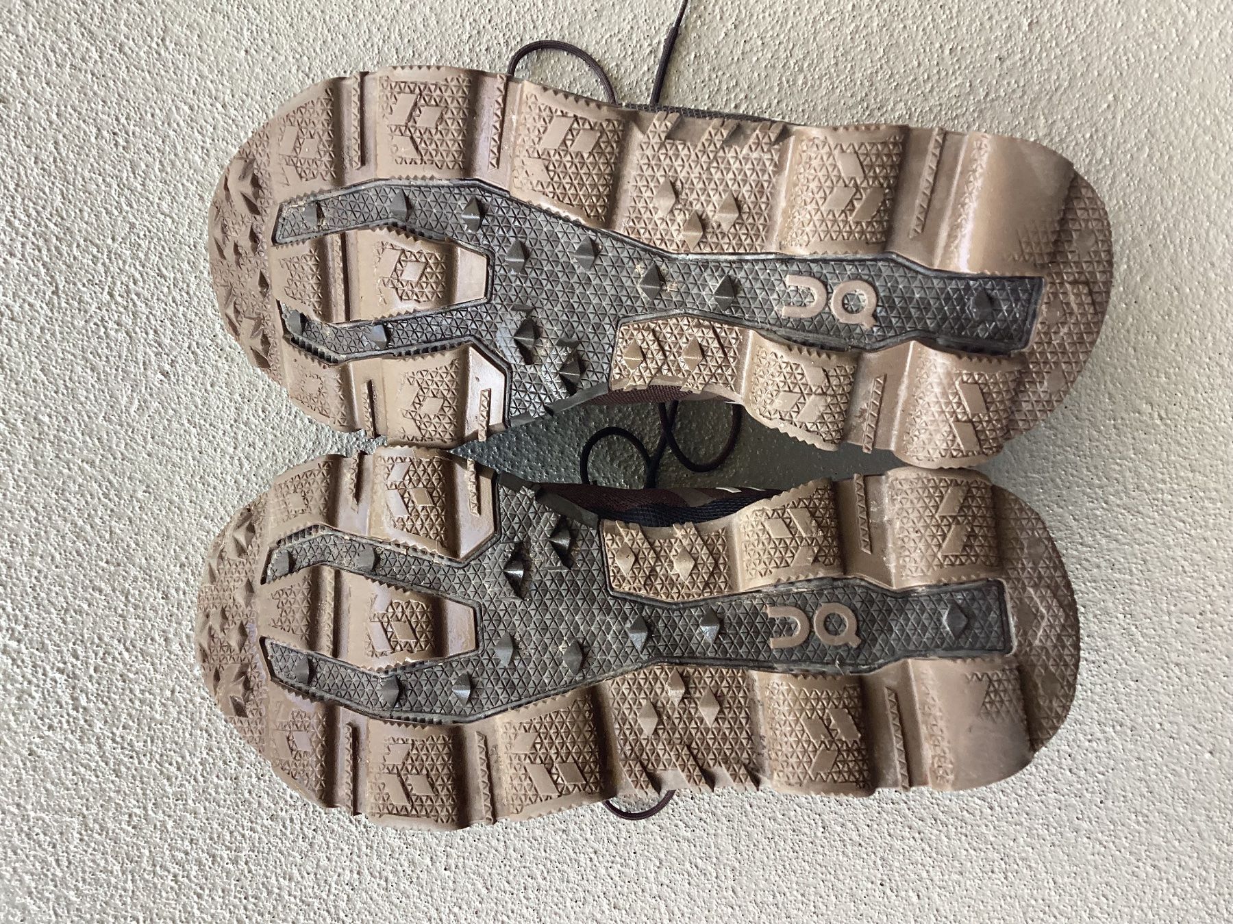 On Chaussures femmes: ON Wanderschuhe, Farbe: braun, Grösse: 40.5 – D'occasion à Haag (Rheintal) par Rega 5