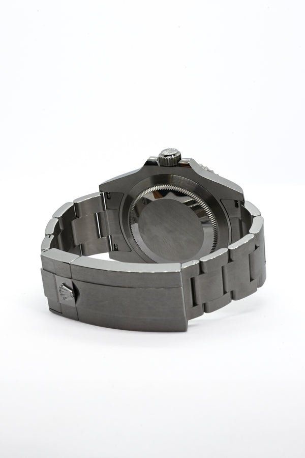 Rolex Uhren: Rolex Submariner No Date Full Set NEW 2026 – Neu und originalverpackt aus Vevey von Maison_1236 3