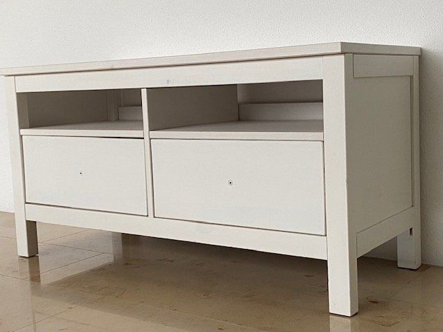 Ikea Mobili TV: Fernsehmöbel massiv Holz – Usato da Pfaffhausen venduto da stepober 2