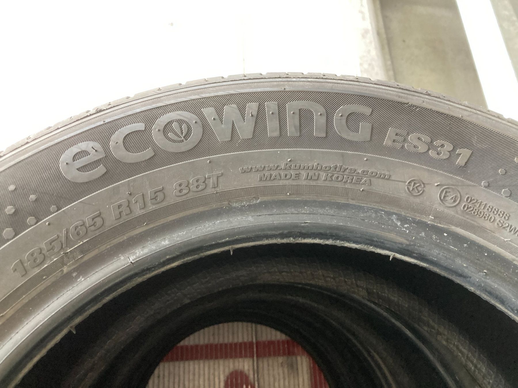 Pneus & Kompletträder: 185/65R15 Sommerpneu – Gebraucht aus Cham von WB2223 2