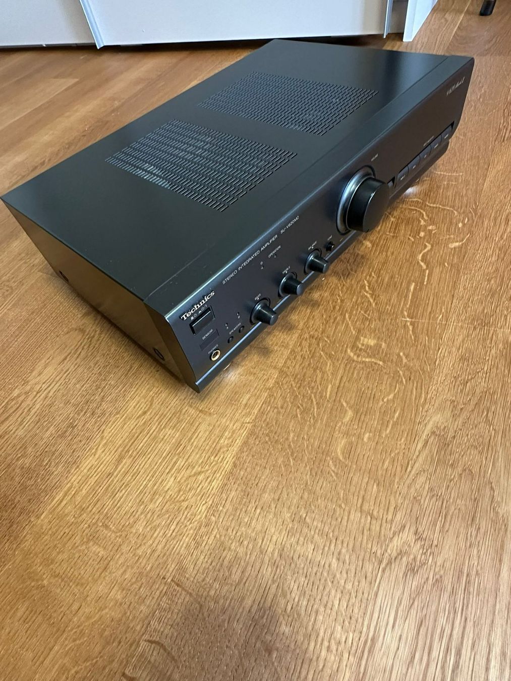 Technics Amplificatori: Technics SU-V620M2 Vollverstärker – Usato da Burgdorf venduto da interstellar2 1