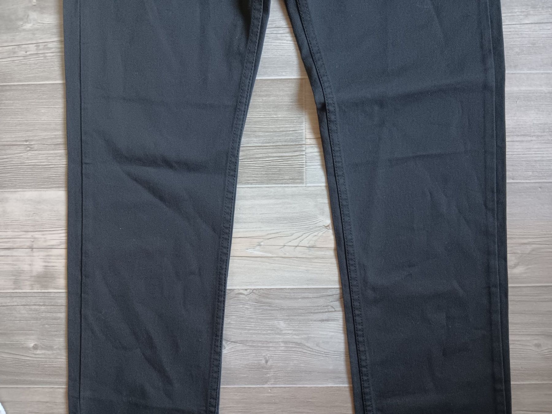Lee Jeans: LEE Jeans "special standard" taille / Grosse 30 – Usato da Cossonay-ville venduto da Super-Price-Quality 2