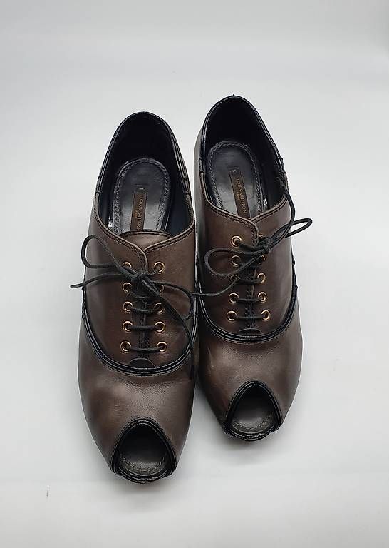 Louis Vuitton Scarpe da donna: Louis Vuitton originali numero 40 – Usato da Corteglia venduto da ila_kz6b 1