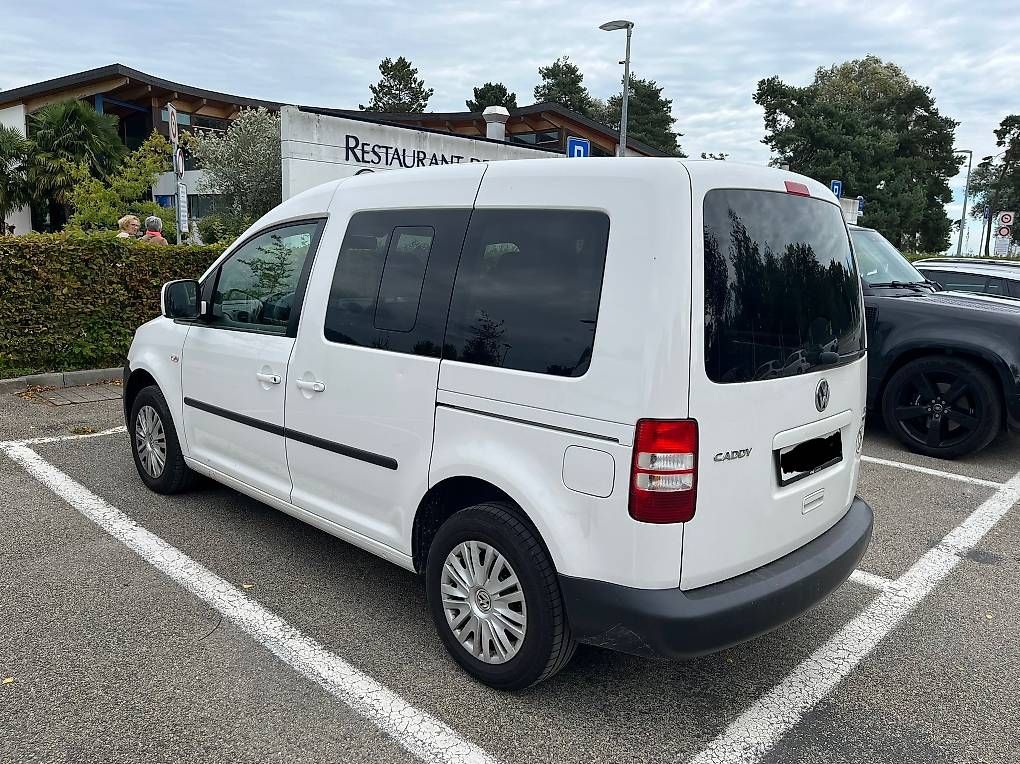 VW Automobili: VW Caddy 1.6 – Usato da Grand-Lancy venduto da A.P_ 2