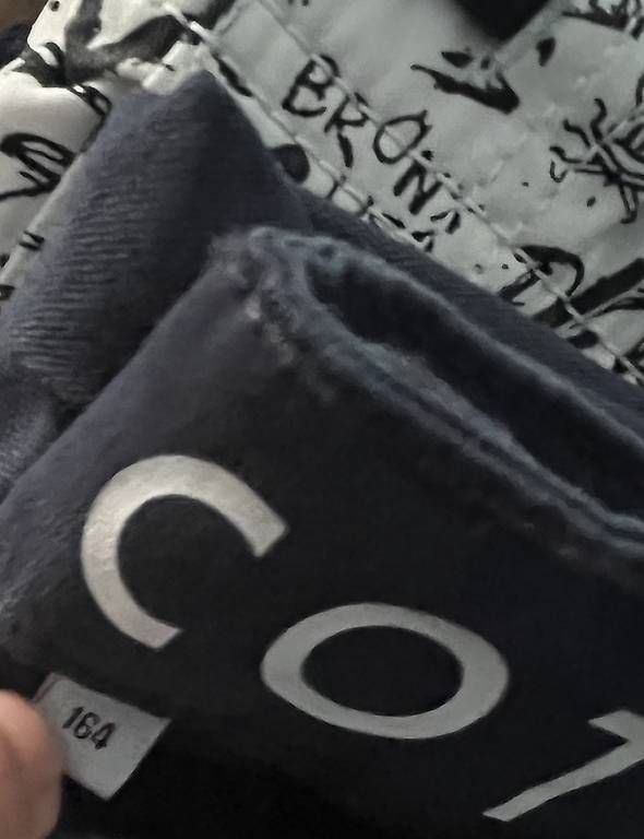 Pantaloni: Pantaloni corti ragazzi  – Usato da Viganello venduto da bia_x25w 3