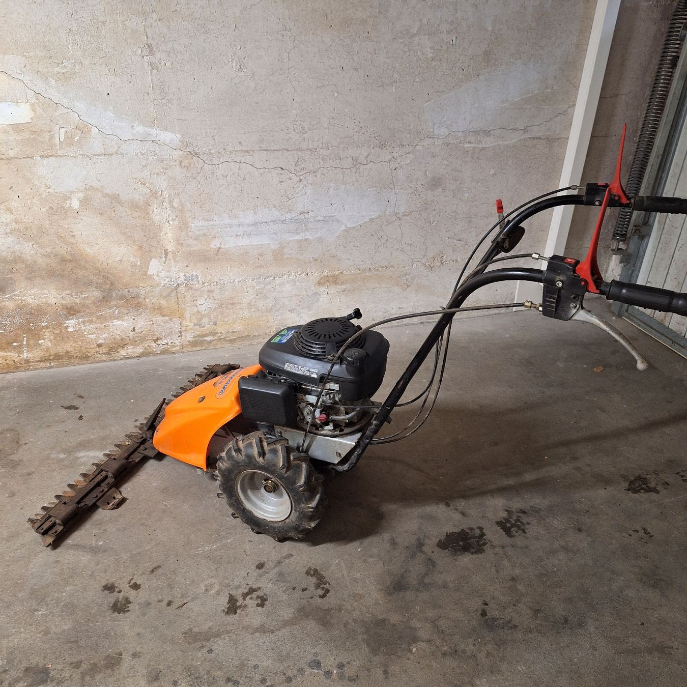 Husqvarna Tagliaerba: Balkenmäher Husqvarna – Difettoso da Winterthur venduto da v-t88 7