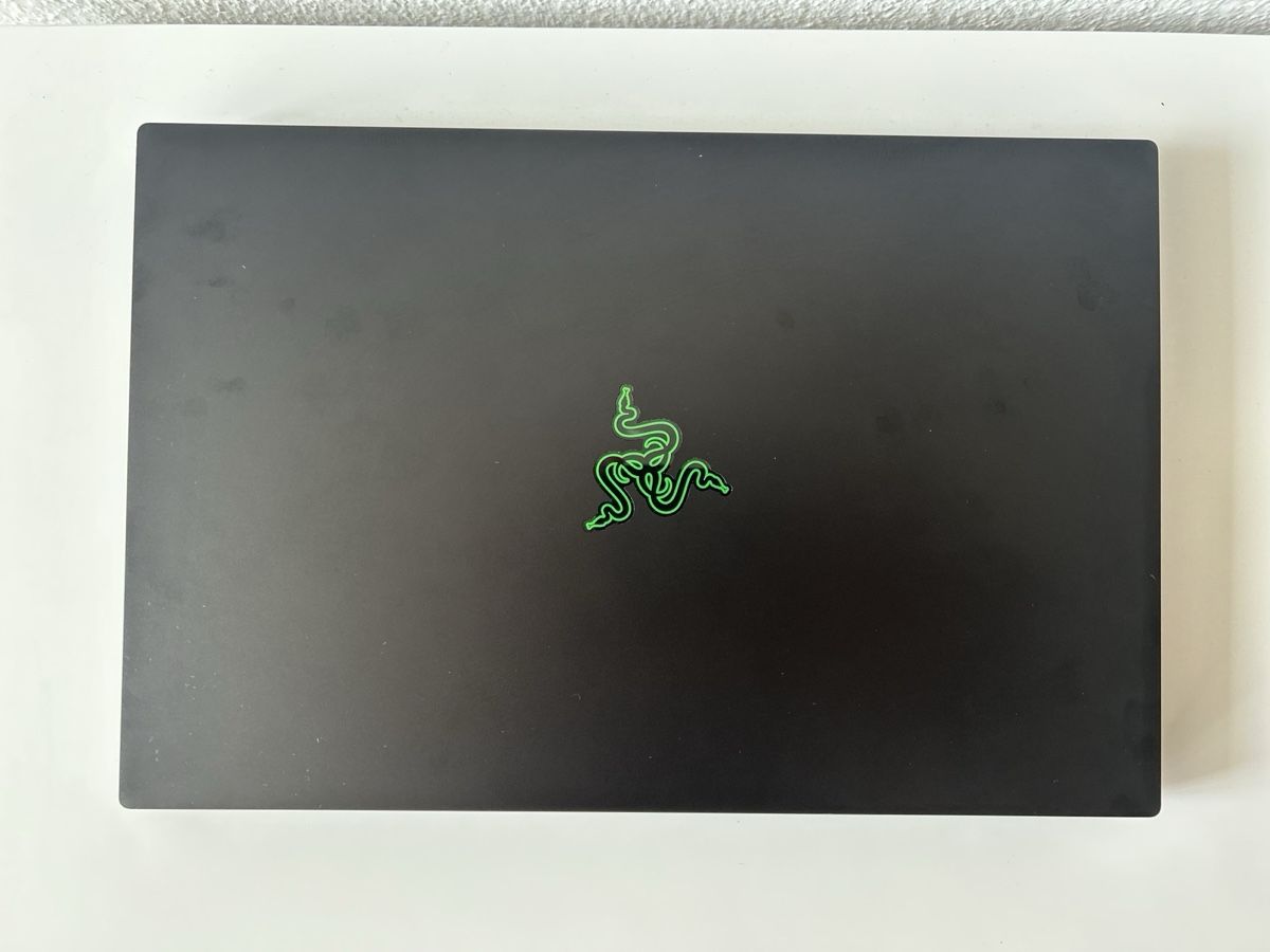 Razer Notebooks: Razer Blade 15 – Gebraucht aus Zürich von spaceally 1