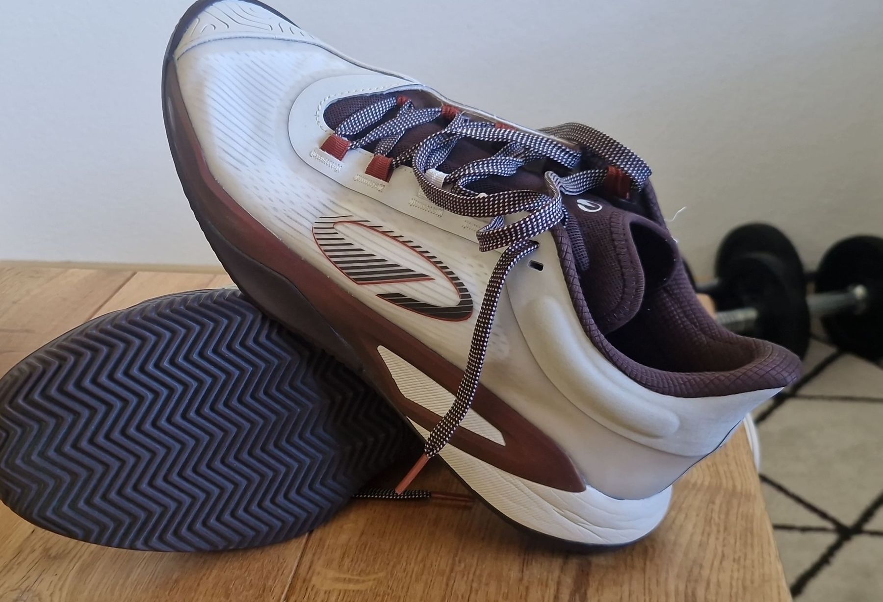 Decathlon Scarpe da uomo: Padelschuhe Grösse 43 - neu – Nuovo (secondo la descrizione) da Neuenkirch venduto da B.-S.