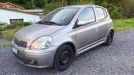Toyota Yaris 1.5 TS neu MFK und Service