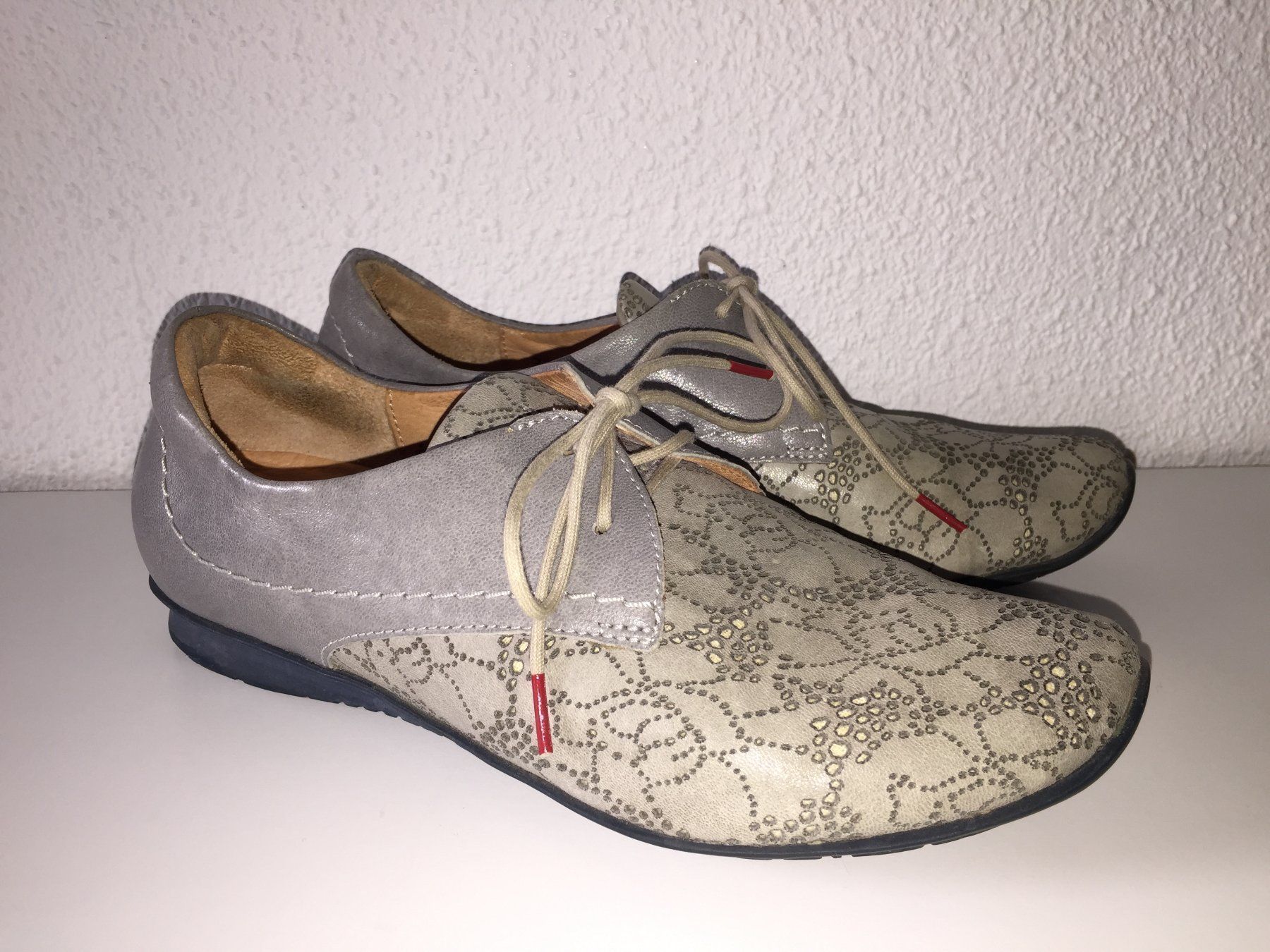 Think Scarpe da donna: THINK! Chaussures / Schuhe pointure / Nummer 35 – Usato da Cossonay-ville venduto da Super-Price-Quality 1