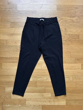 ONLY Hose „ONLPOPTRASH EASY PANT“ Grösse M