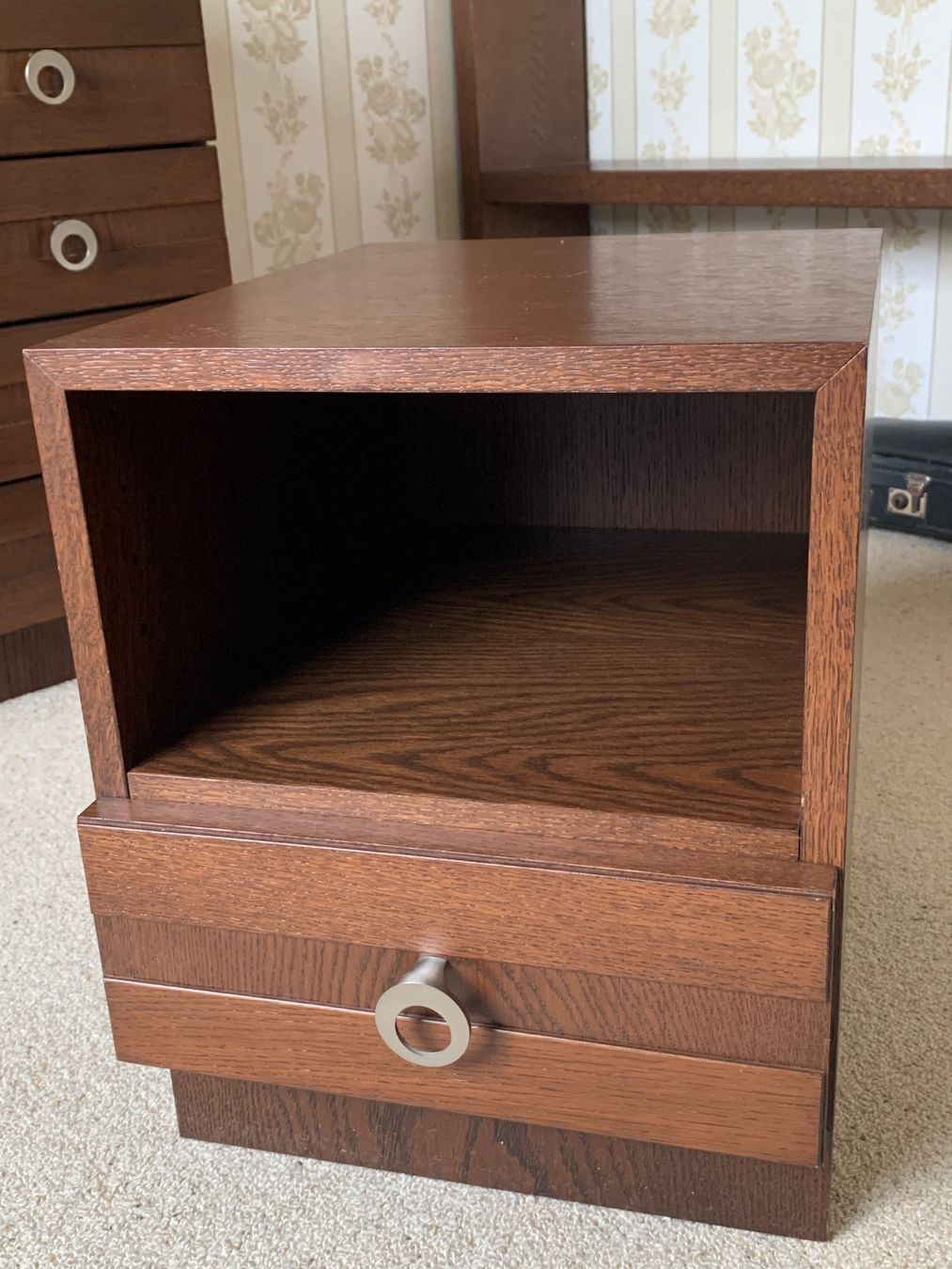 Pfister Cassettiere: Top Schubladenmöbel, Sideboard-Teil, Nachttisch, Möbel – Usato da Auenstein venduto da mar_8mxd