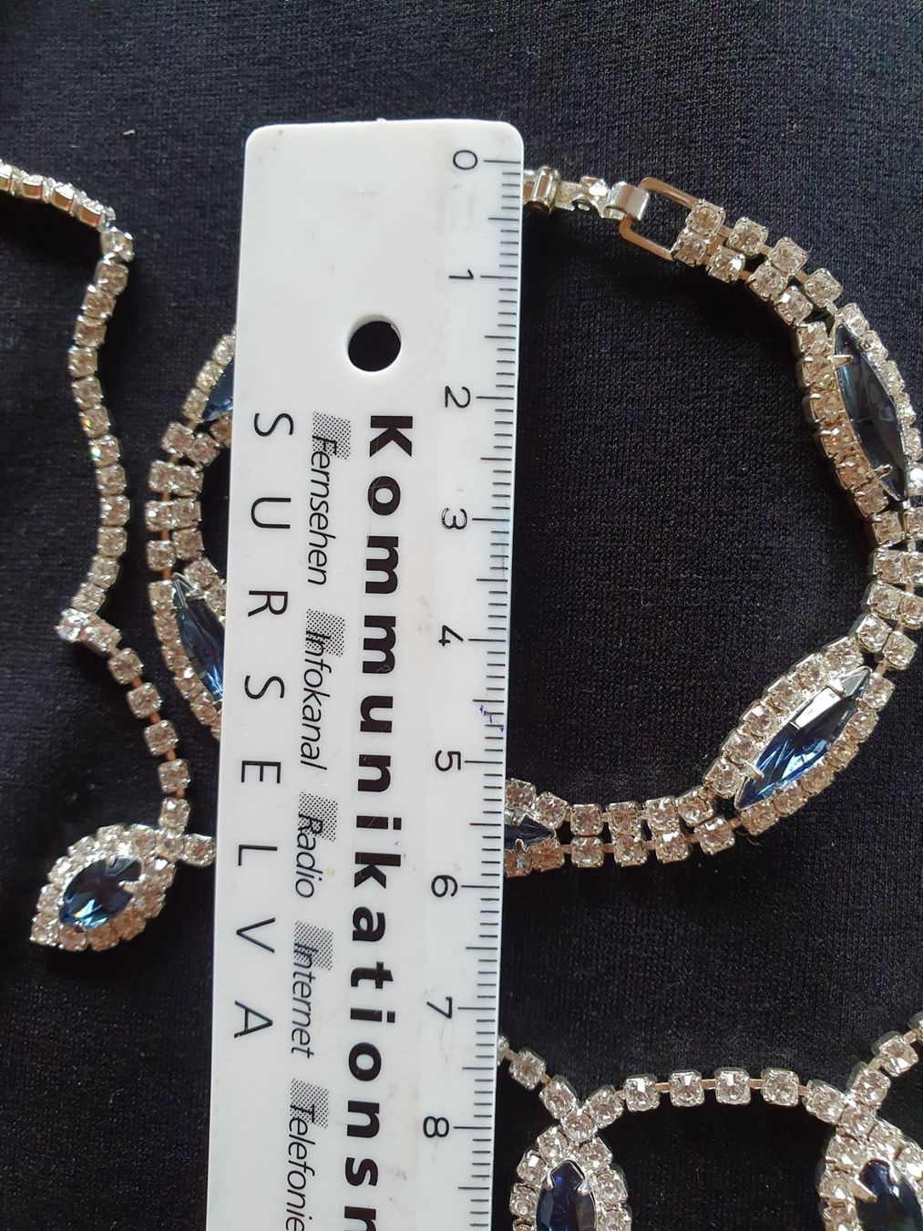 Ketten: Collier mit passenden Armband – Gebraucht aus Ilanz von bet_7gww 3