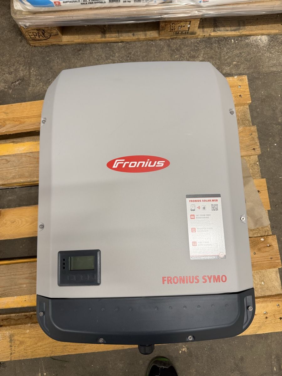 Fronius Inverter: Fronius Symo 15.0-3-M Wechselrichter – Usato da Russikon venduto da Danielr5310