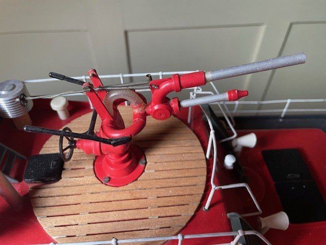Robbe Modellismo RC: RC Modellschiff Löschkreuzer – Usato da Kehrsatz venduto da techpunk 8
