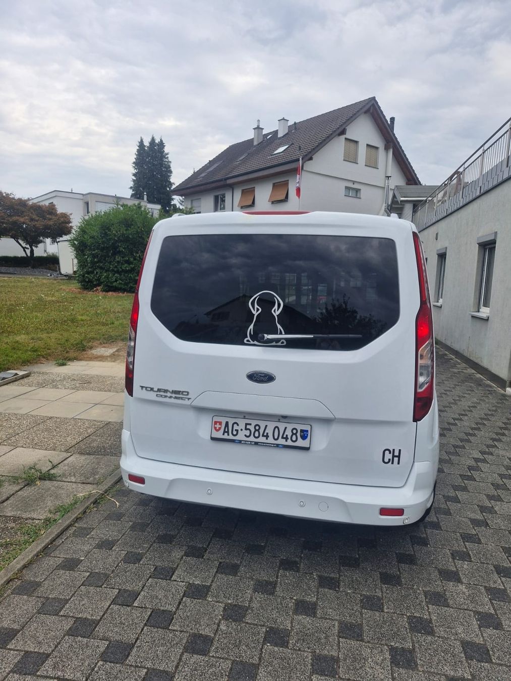 Ford Autos: Ford Torneo Connect – D'occasion à Möhlin par breidi 2