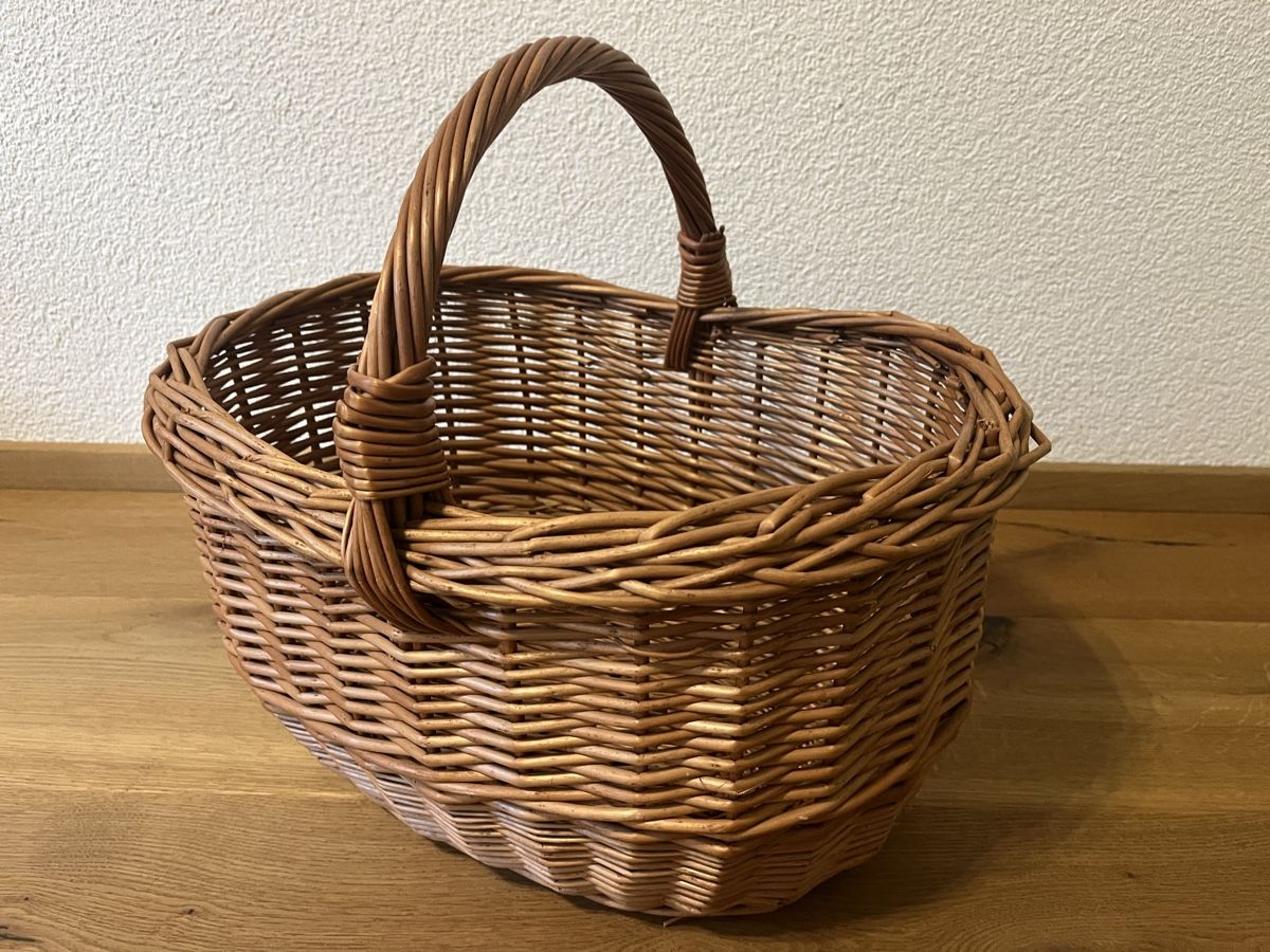 Altro per la casa: Schöner Weide Korb mit Henkel, Einkaufskorb – Usato da Sax venduto da _Kornblume_