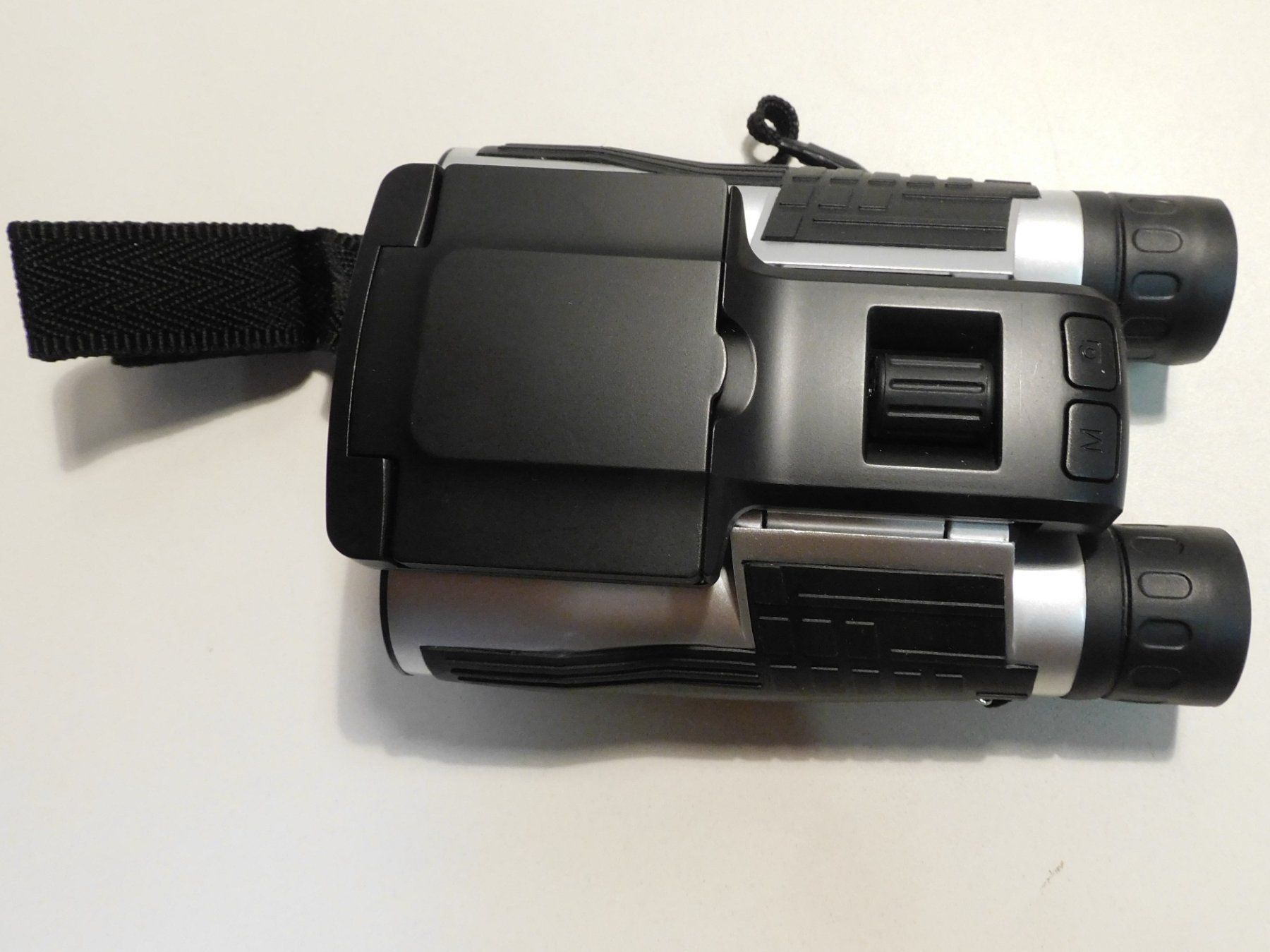 Jumelles: Fernglas mit integriertem Digitalrecorder und Bildschirm – D'occasion à Sursee par 76 4