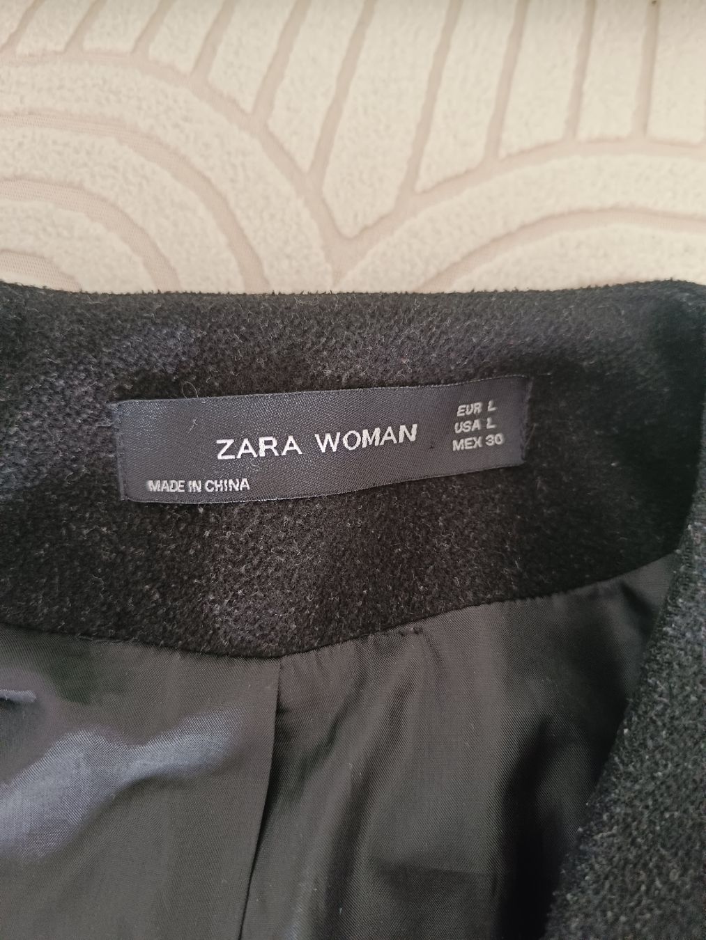 Zara Completi & Tailleur: Schicker ZARA Blazer Grösse M/L schwarz – Usato da Dübendorf venduto da phoebe013 1