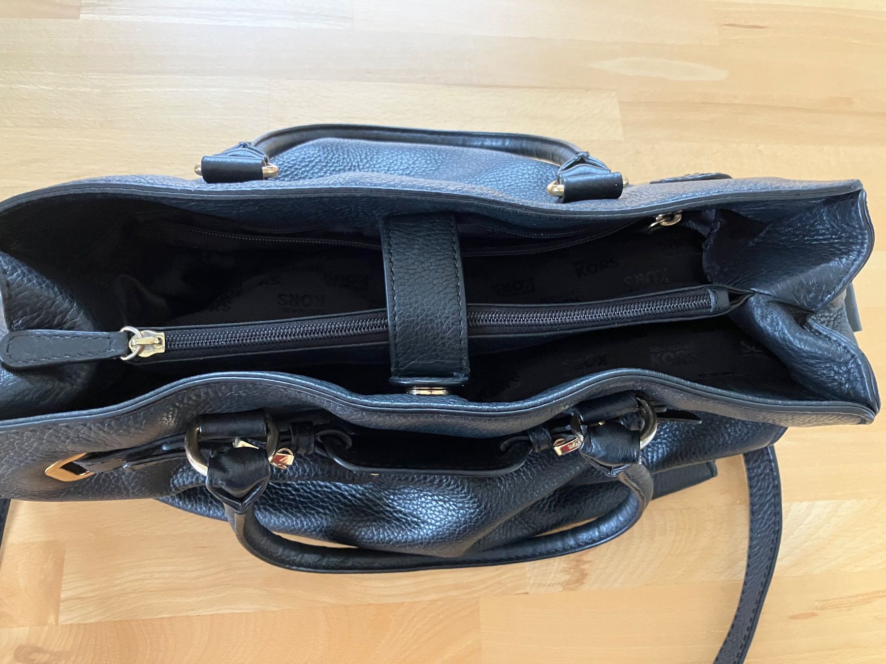 Sacs femmes: Handtasche/Umhängetasche "Michael Kors" schwarz – D'occasion à Olten par Dickbrave 2