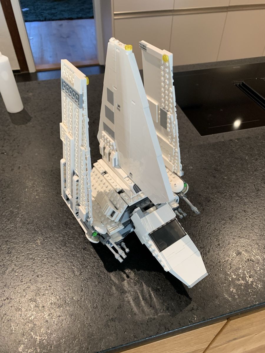 Lego Kit di costruzioni: Star Wars Lego Shuttle - OHNE FIGUREN! – Usato da Hinterkappelen venduto da pha_d8fj