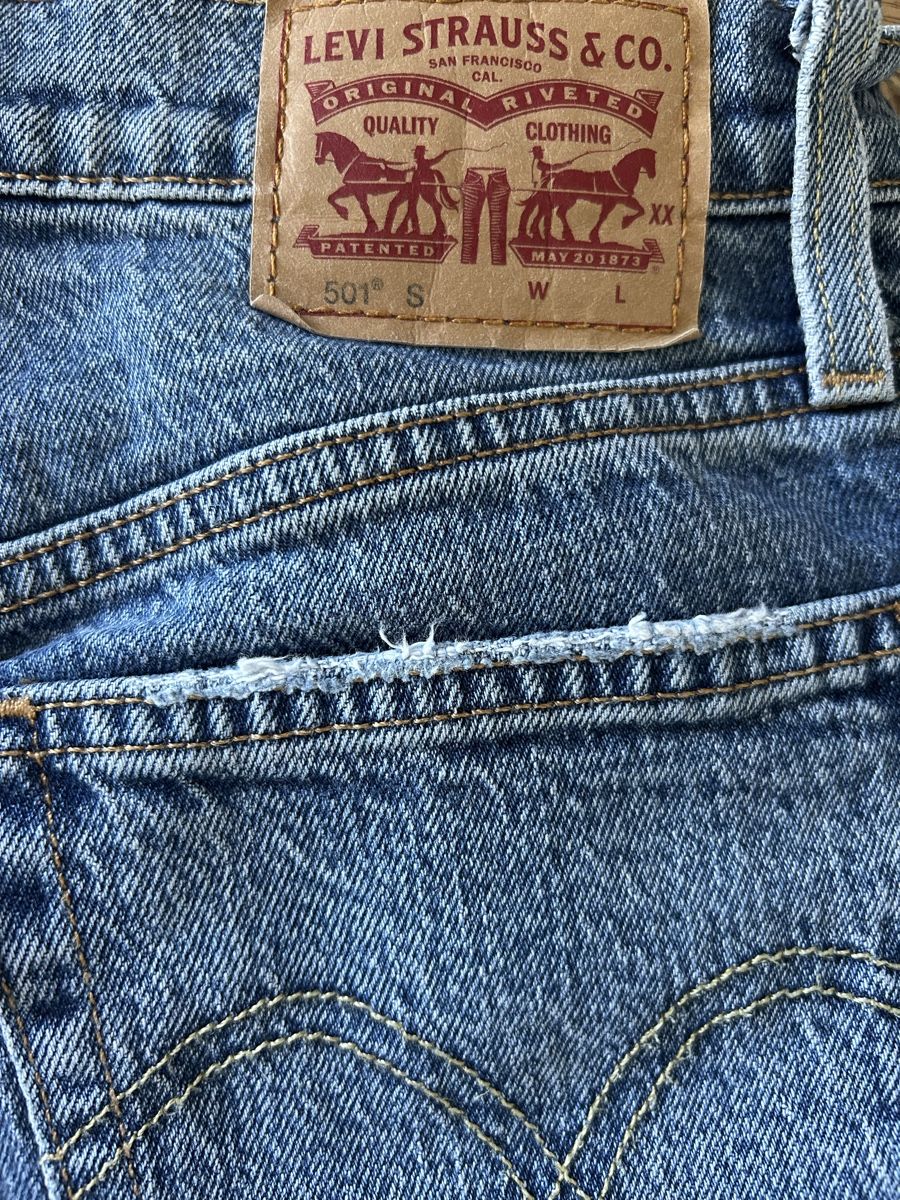 Levi's Jeans: Levis 501 Skinny 24/28 – Usato da Riehen venduto da FHBS 2