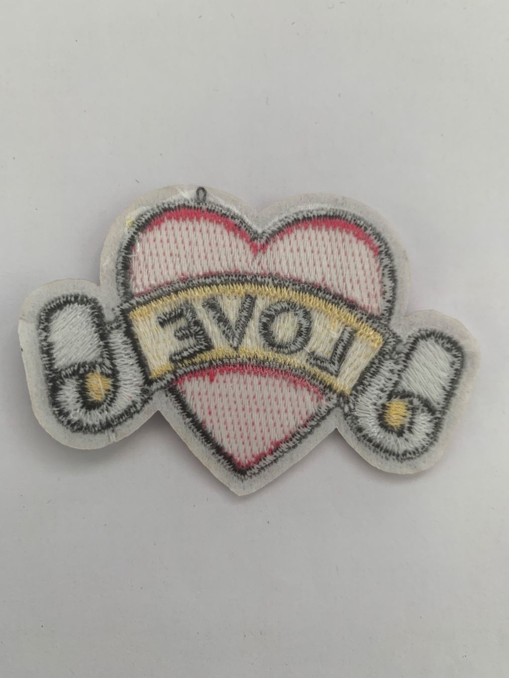 Toppe: Love Patch, Badge, Bügelbild – Nuovo e nell'imballaggio originale da Ostermundigen venduto da Mcone 2