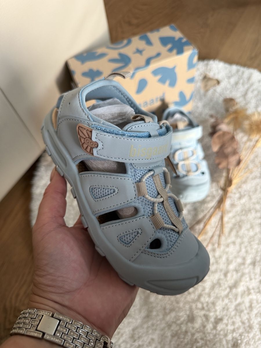 Chaussures garçon: BISGAARD Sandalen blau hell neu mit Originalverpackung – Neuf avec emballage d'origine à Obfelden par dafae