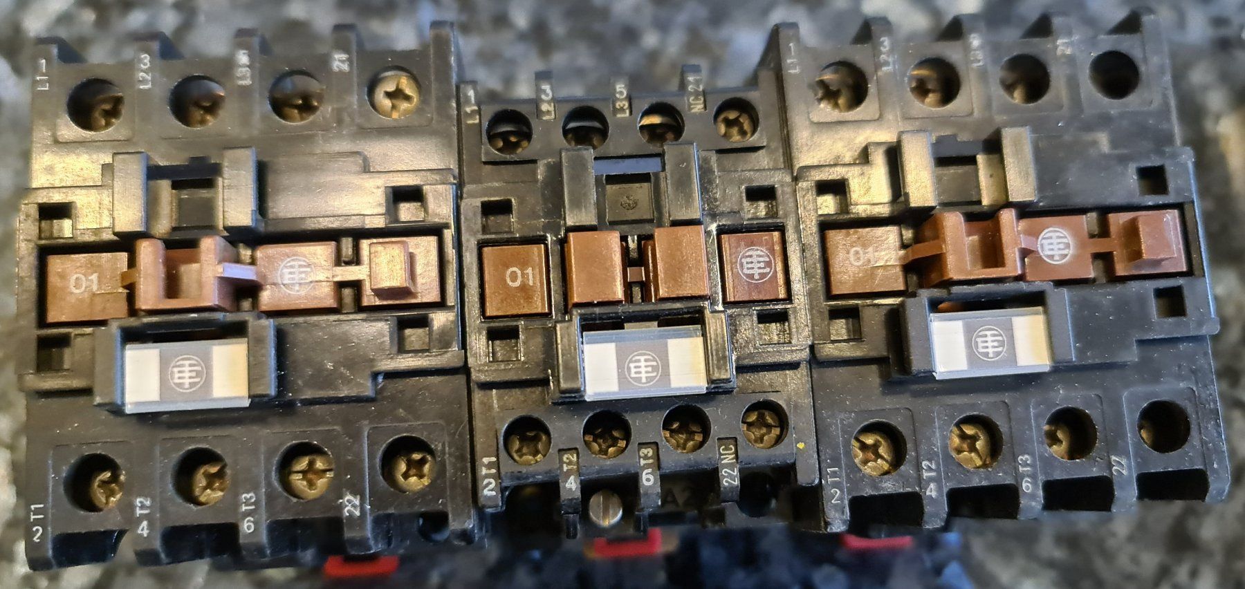 Interruttori: Diverse Elektromaterial – Usato da Uerkheim venduto da Justi.y 1