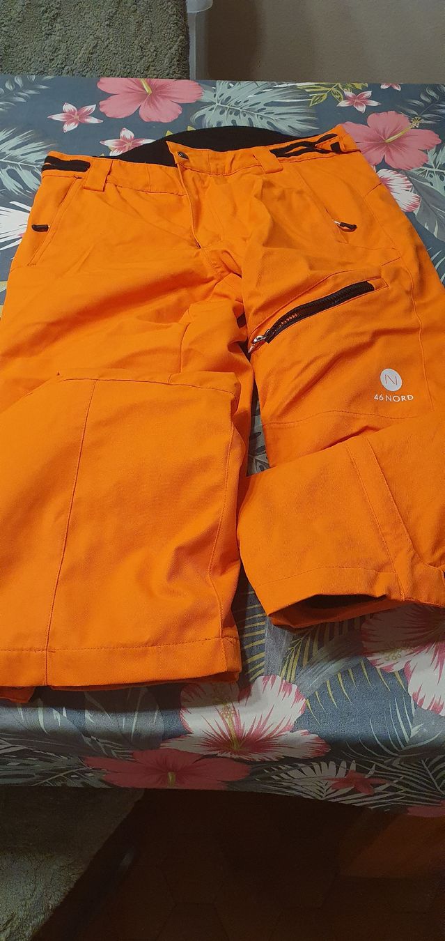 Sci: Combinaison de ski orange et bleu, taille enfant – Usato da Aven venduto da stphane1577 3