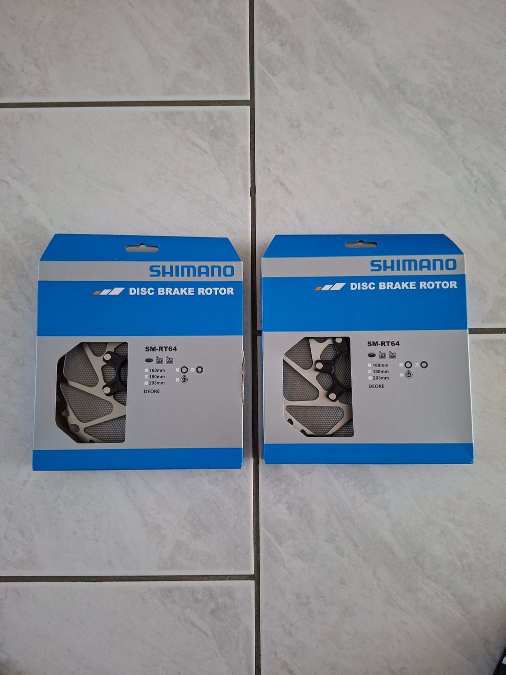 Shimano Pezzi di ricambio: Shimano Bremsscheiben SM-RT64 180mm – Nuovo e nell'imballaggio originale da Hermetschwil-Staffeln venduto da Abiszet