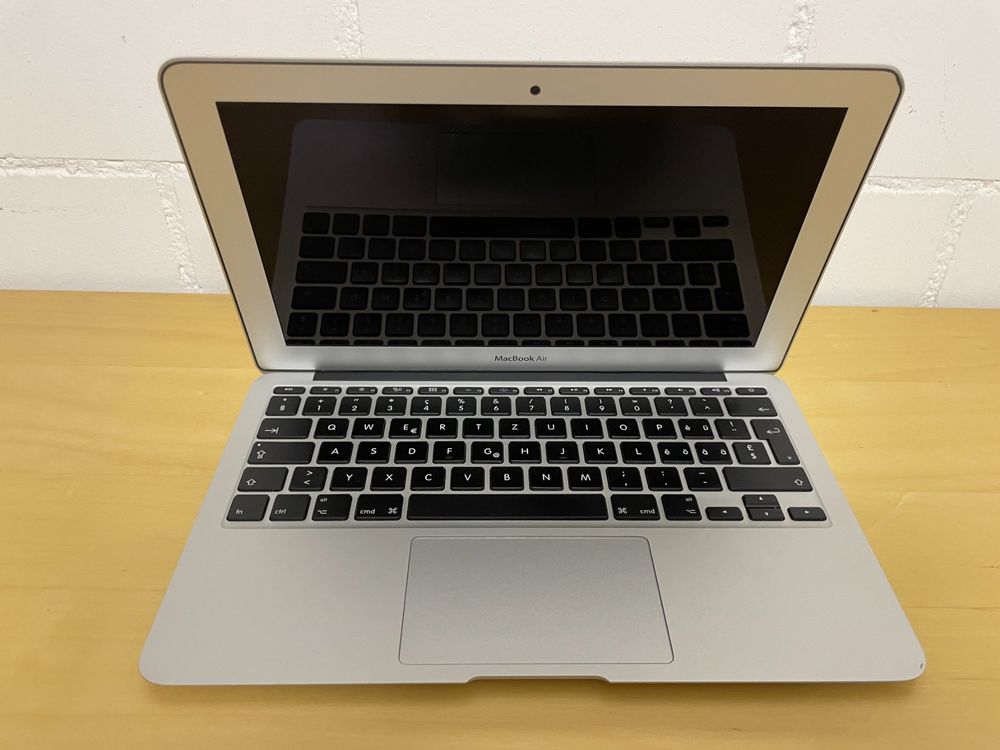 MacBook Air (13-inch 2013) i5／4GB／128GB無Webカメラ - ノートPC