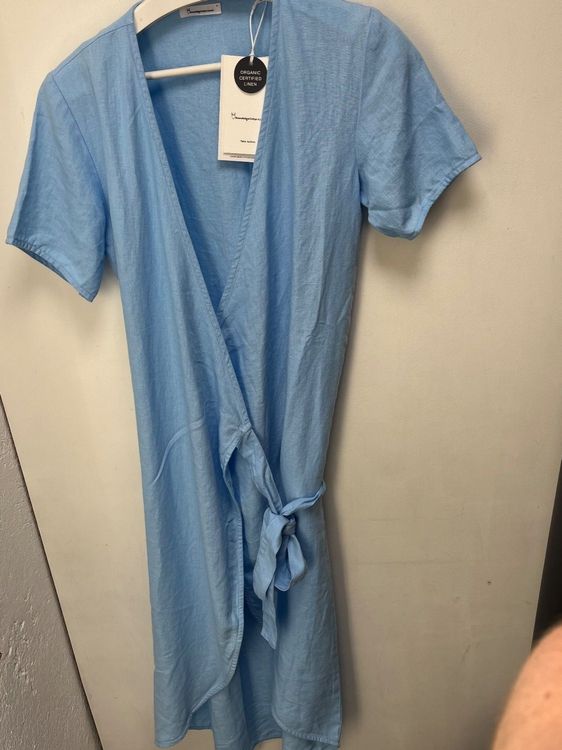 Kleider: Wickelkleid XS Leinen Leinenkleid Knowledge Cotton Apparel – Neu (gemäss Beschreibung) aus Aarau von REVIVI 1