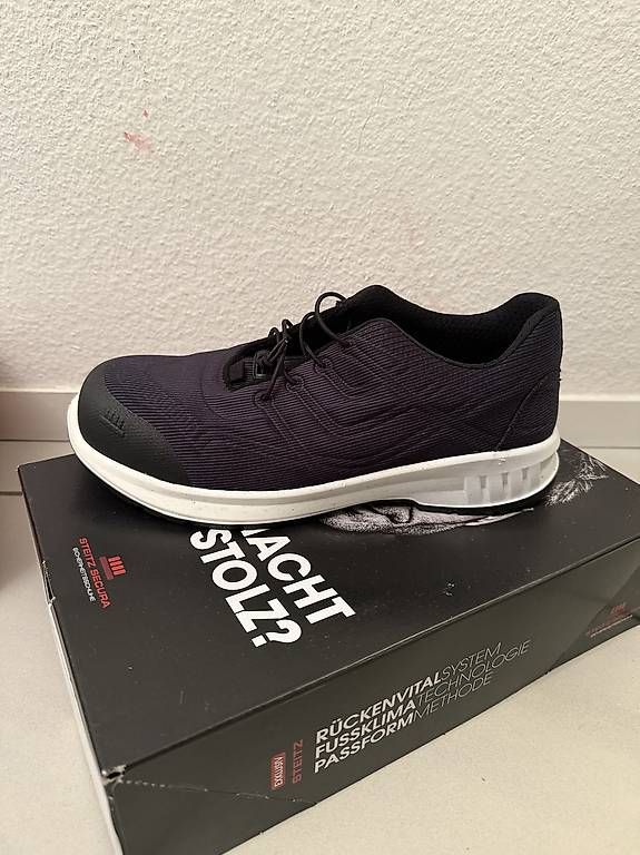 Scarpe da uomo: NEU - STEITZ SECURA Sicherheitshalbschuh CP 4300 ESD S2  – Usato da Basel venduto da mar_6mnw