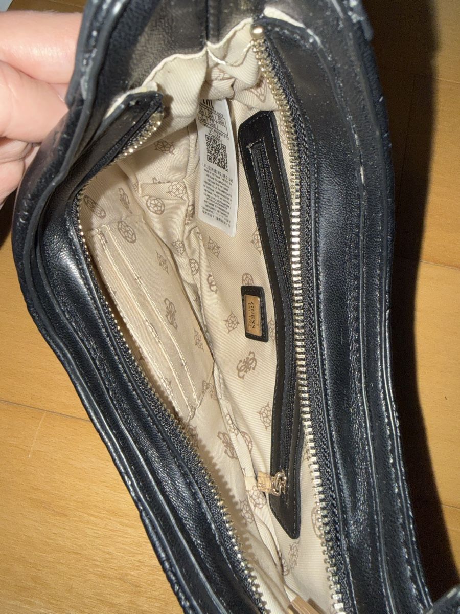 Guess Borse da donna: Sac à main Guess noir neuf – Nuovo (secondo la descrizione) da Chêne-Bourg venduto da car_xvf2 2