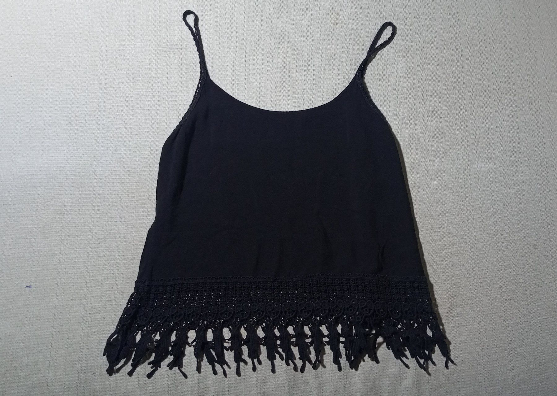 Top: Boho Top mit Spitzen Fransen S M zu Free People – Usato da St. Gallen venduto da Hereplaysmusic