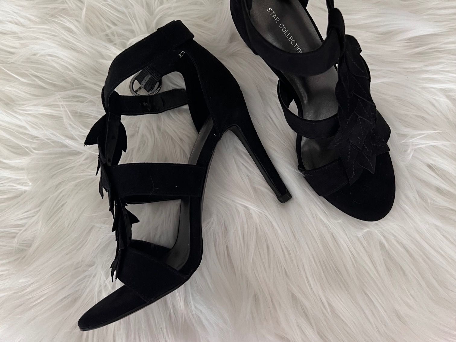 Damenschuhe: Sandales noires à hauts talons – Gebraucht aus Pully von sunaddict