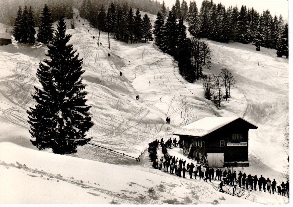 Cartoline postali: 6173 Flühli LU - Skilift Talstation – Usato da Wolhusen venduto da Curver9