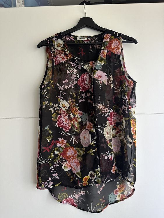 Schwarze Bluse Mit Blumenmuster