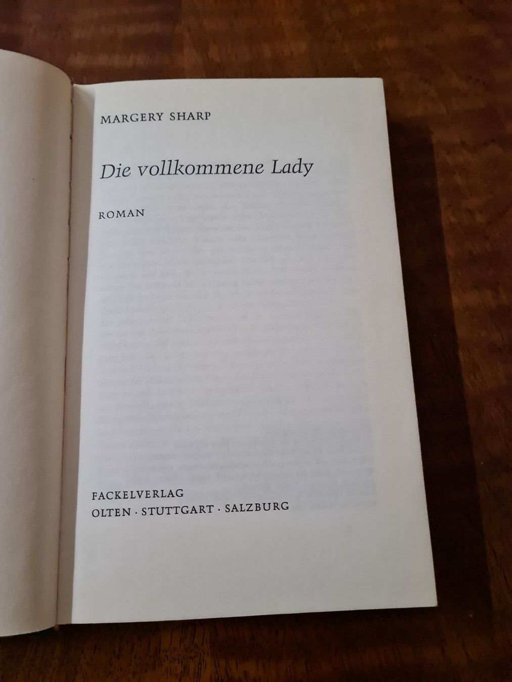 Libri: Die vollkommene Lady – Usato da Erstfeld venduto da Mario_boe0 2