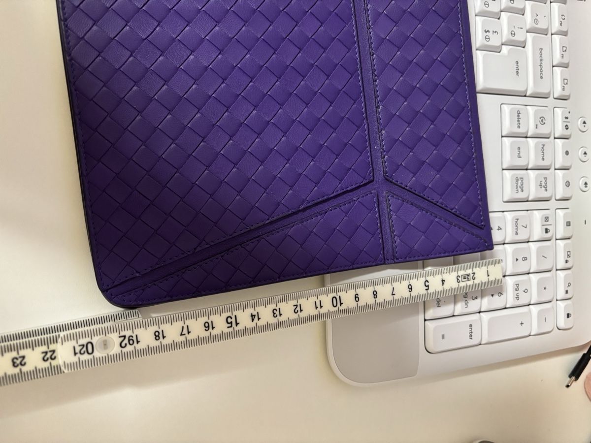 Bottega Veneta Borse: Bottega Veneta iPad hülle – Nuovo (secondo la descrizione) da Auenstein venduto da sonnenschein1256 4